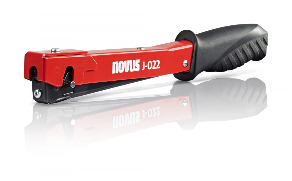 Hammertacker Novus J-022